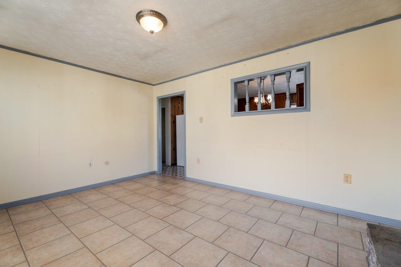 817 TENTH ST, SHENANDOAH, Virginia 22849, 3 Bedrooms Bedrooms, ,1 BathroomBathrooms,Residential,817 TENTH ST,674305 MLS # 674305