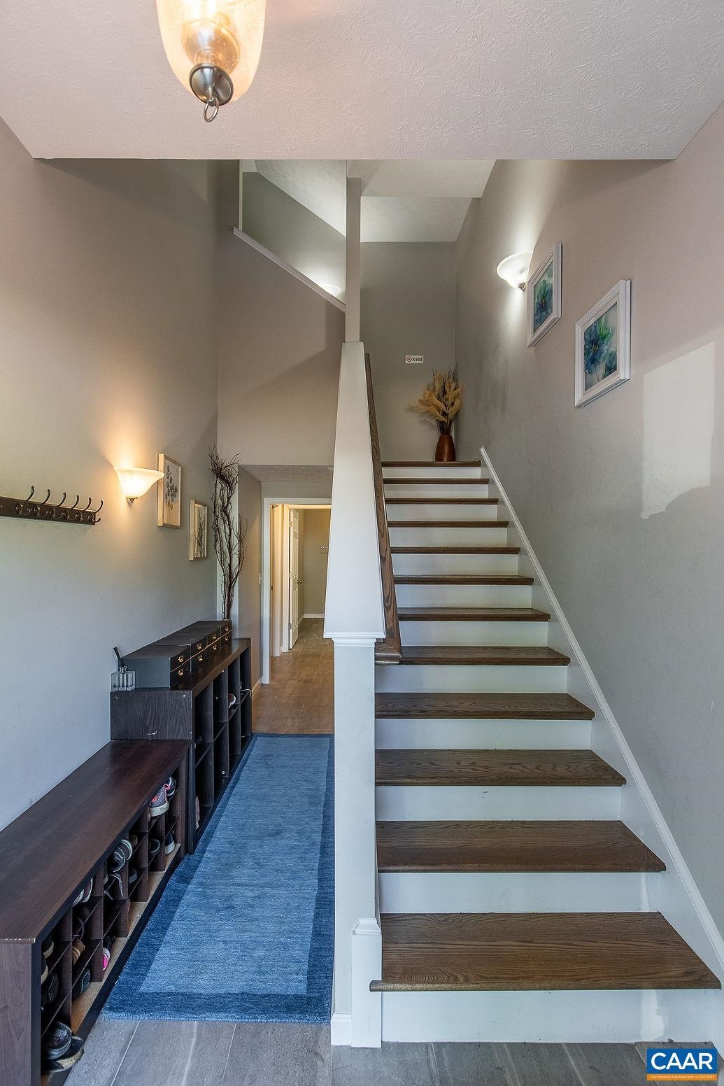 15 COLLINSWOOD WAY, STAUNTON, Virginia 24401, 3 Bedrooms Bedrooms, ,3 BathroomsBathrooms,Residential,15 Collinswood Way,15 COLLINSWOOD WAY,674309 MLS # 674309