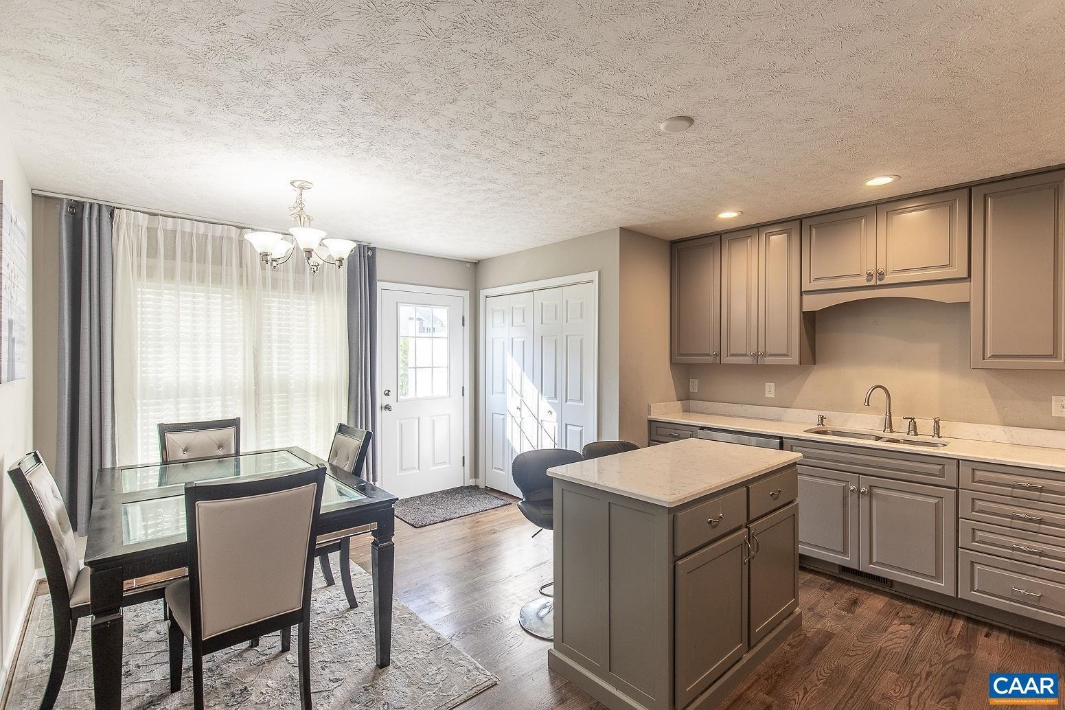 15 COLLINSWOOD WAY, STAUNTON, Virginia 24401, 3 Bedrooms Bedrooms, ,3 BathroomsBathrooms,Residential,15 Collinswood Way,15 COLLINSWOOD WAY,674309 MLS # 674309