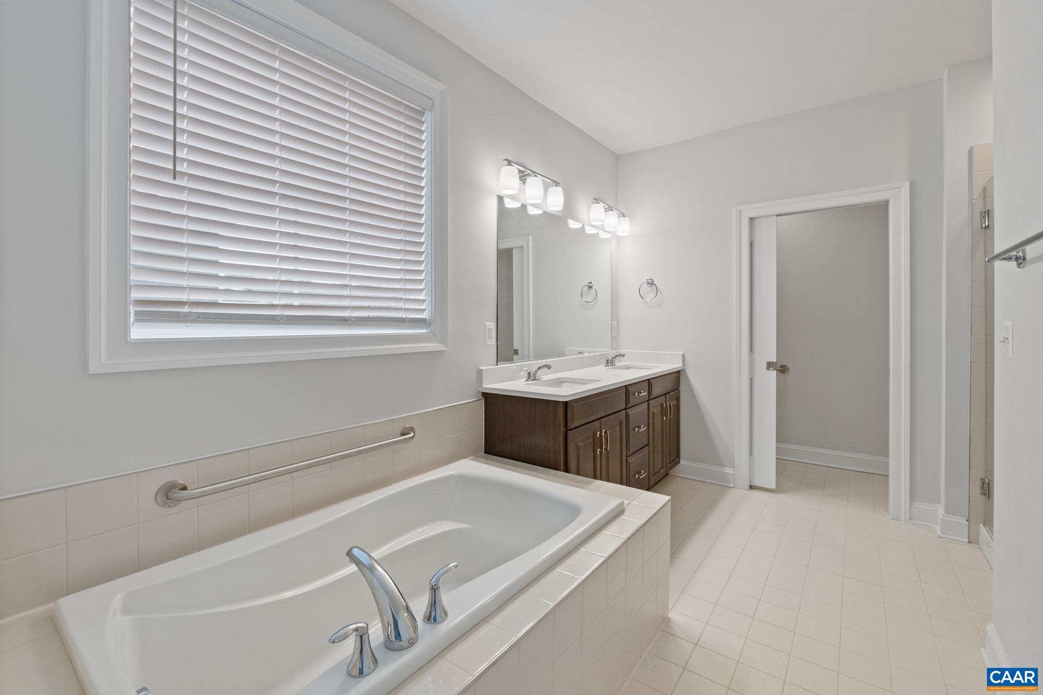 21 BLACKBERRY PL, ZION CROSSROADS, Virginia 22942, 3 Bedrooms Bedrooms, ,2 BathroomsBathrooms,Residential,21 BLACKBERRY PL,674310 MLS # 674310