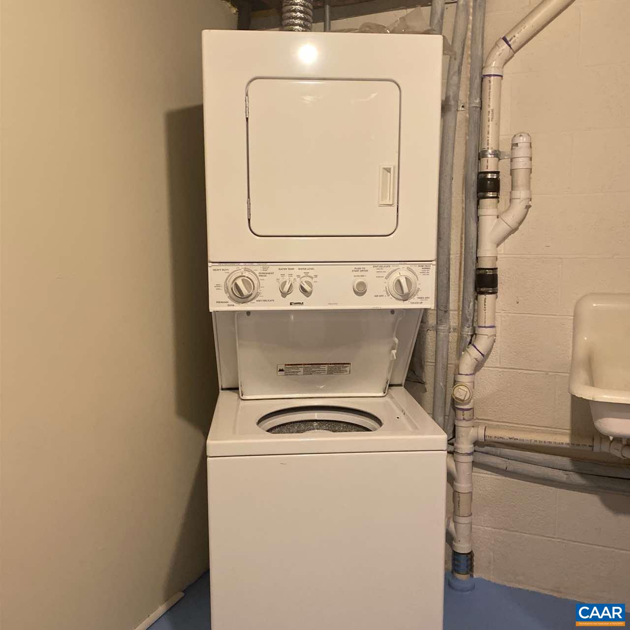 821 CABELL AVE, CHARLOTTESVILLE, Virginia 22903, ,Residential,821 CABELL AVE,674336 MLS # 674336