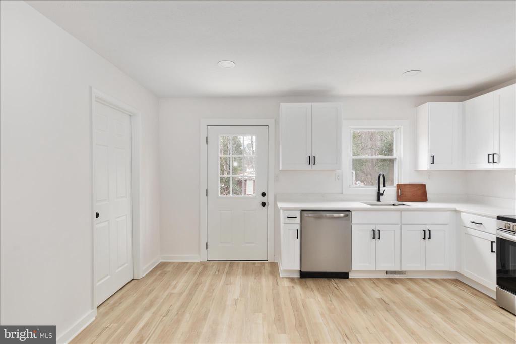 139 NEZ PERCE WAY, CHESTER GAP, Virginia, 3 Bedrooms Bedrooms, ,2 BathroomsBathrooms,Residential,139 NEZ PERCE WAY,VARP2002424 MLS # VARP2002424