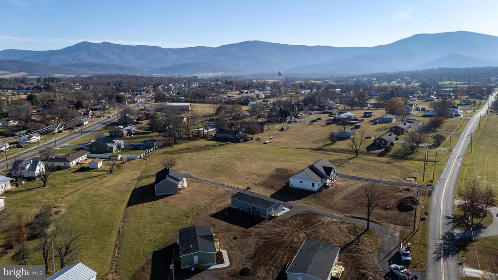 355 PARK RD, STANLEY, Virginia 22851, 3 Bedrooms Bedrooms, ,2 BathroomsBathrooms,Residential,355 PARK RD,VAPA2005626 MLS # VAPA2005626