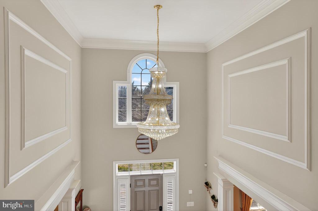 6827 TANGLEWOOD DR, WARRENTON, Virginia, 5 Bedrooms Bedrooms, ,4 BathroomsBathrooms,Residential,6827 TANGLEWOOD DR,VAFQ2020566 MLS # VAFQ2020566