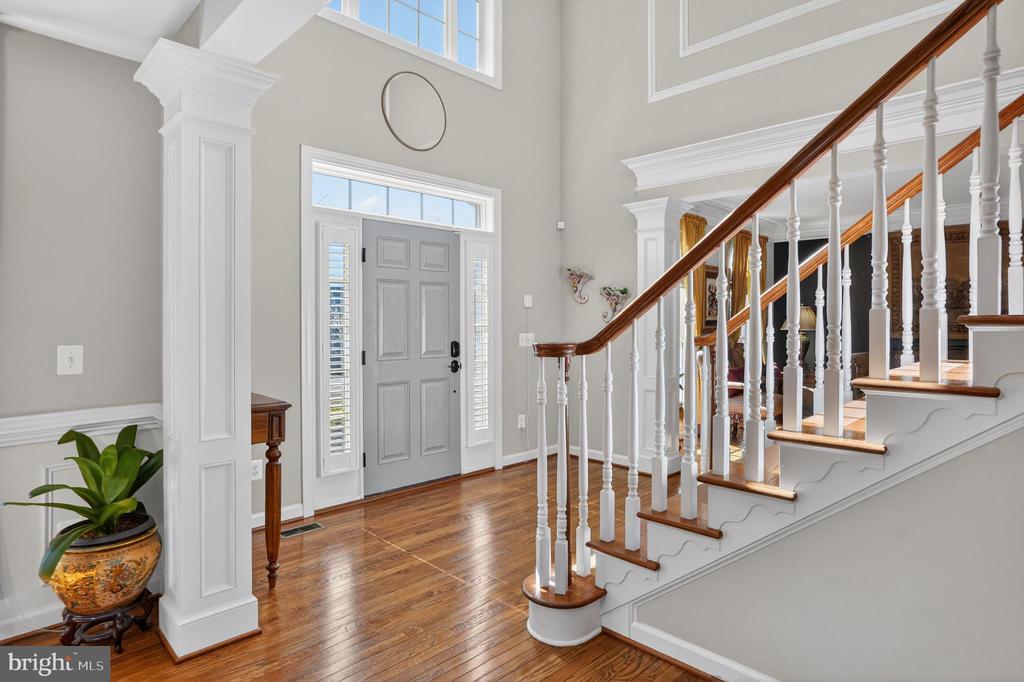 6827 TANGLEWOOD DR, WARRENTON, Virginia, 5 Bedrooms Bedrooms, ,4 BathroomsBathrooms,Residential,6827 TANGLEWOOD DR,VAFQ2020566 MLS # VAFQ2020566