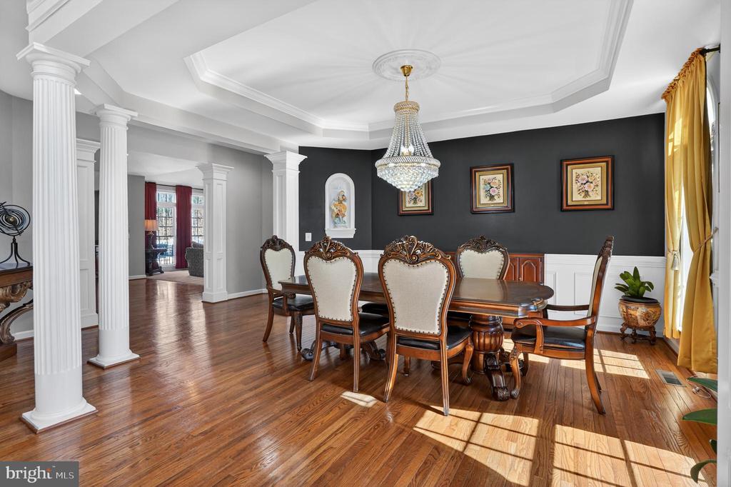 6827 TANGLEWOOD DR, WARRENTON, Virginia, 5 Bedrooms Bedrooms, ,4 BathroomsBathrooms,Residential,6827 TANGLEWOOD DR,VAFQ2020566 MLS # VAFQ2020566