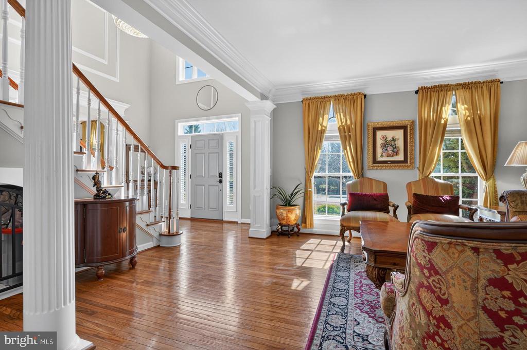 6827 TANGLEWOOD DR, WARRENTON, Virginia, 5 Bedrooms Bedrooms, ,4 BathroomsBathrooms,Residential,6827 TANGLEWOOD DR,VAFQ2020566 MLS # VAFQ2020566