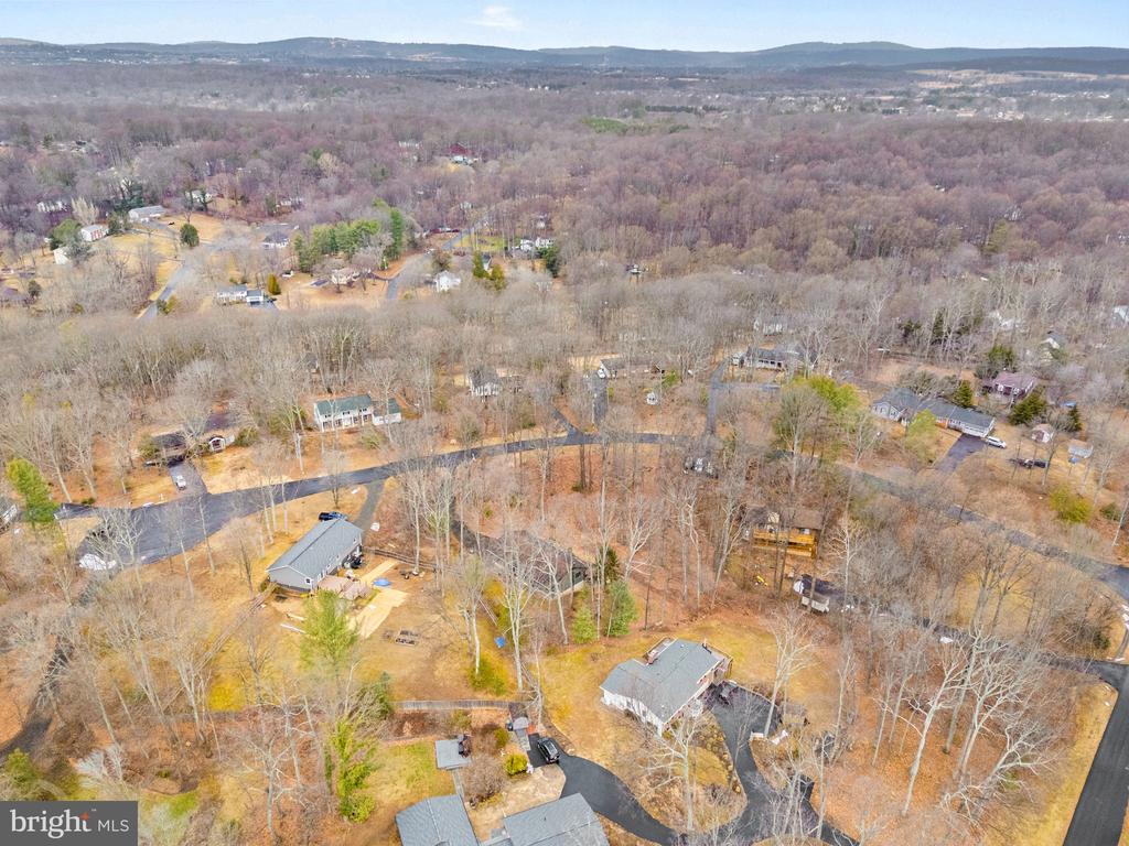 7269 BEAUREGARD CT, WARRENTON, Virginia, 3 Bedrooms Bedrooms, ,3 BathroomsBathrooms,Residential,7269 BEAUREGARD CT,VAFQ2020752 MLS # VAFQ2020752