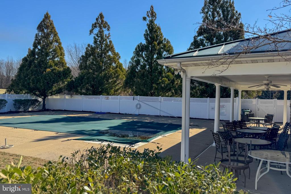 6507 HOLLY RIDGE, FREDERICKSBURG, Virginia 22407, 2 Bedrooms Bedrooms, ,2 BathroomsBathrooms,Residential,6507 HOLLY RIDGE,VASP2039978 MLS # VASP2039978