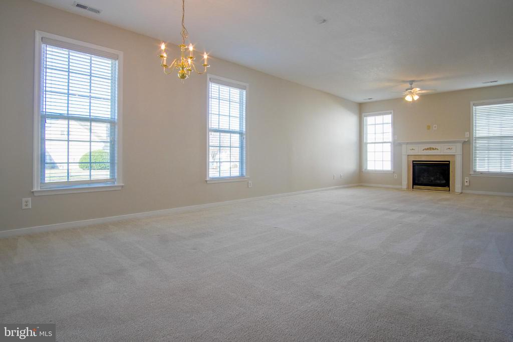 6507 HOLLY RIDGE, FREDERICKSBURG, Virginia 22407, 2 Bedrooms Bedrooms, ,2 BathroomsBathrooms,Residential,6507 HOLLY RIDGE,VASP2039978 MLS # VASP2039978