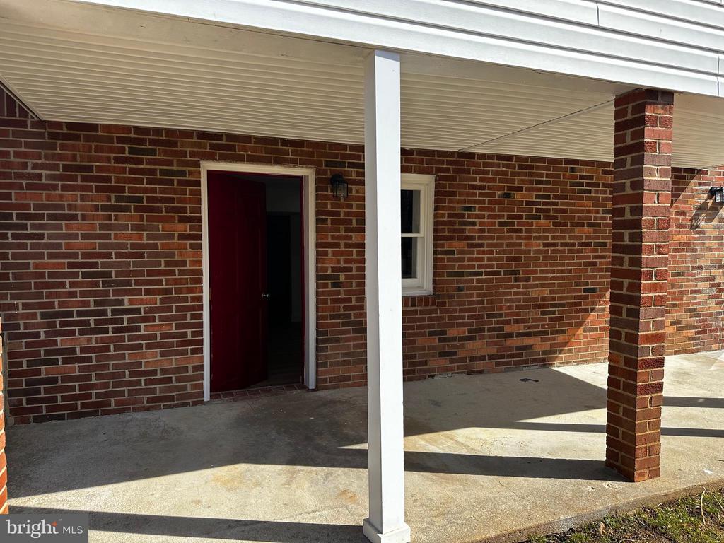 12134 BUCK HALL LN, FREDERICKSBURG, Virginia 22407, 3 Bedrooms Bedrooms, ,2 BathroomsBathrooms,Residential,12134 BUCK HALL LN,VASP2039588 MLS # VASP2039588