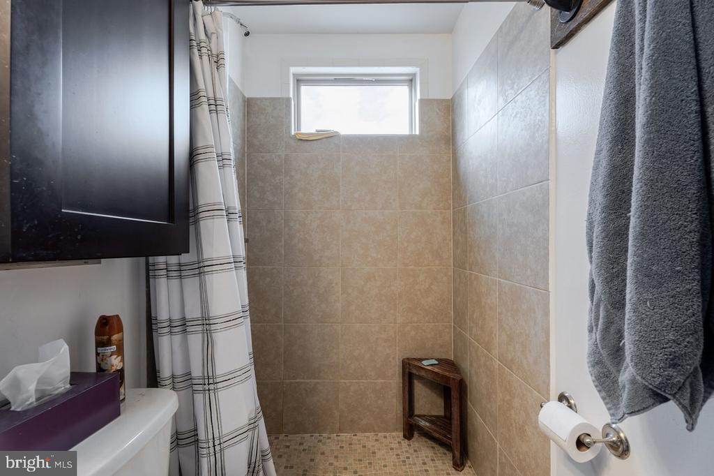 345 WILDWOOD LN, SHENANDOAH, Virginia 22849, 2 Bedrooms Bedrooms, ,1 BathroomBathrooms,Residential,345 WILDWOOD LN,VAPA2006140 MLS # VAPA2006140