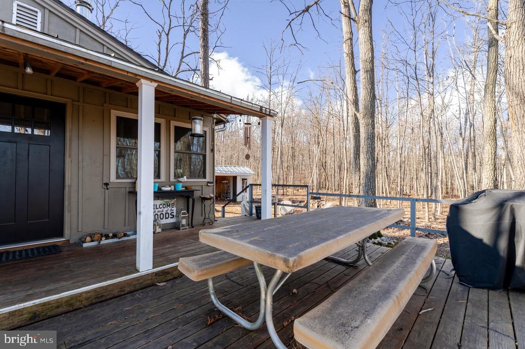 345 WILDWOOD LN, SHENANDOAH, Virginia 22849, 2 Bedrooms Bedrooms, ,1 BathroomBathrooms,Residential,345 WILDWOOD LN,VAPA2006140 MLS # VAPA2006140