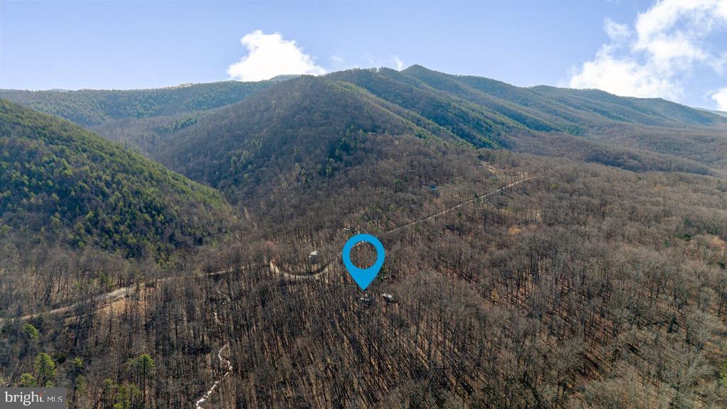 345 WILDWOOD LN, SHENANDOAH, Virginia 22849, 2 Bedrooms Bedrooms, ,1 BathroomBathrooms,Residential,345 WILDWOOD LN,VAPA2006140 MLS # VAPA2006140