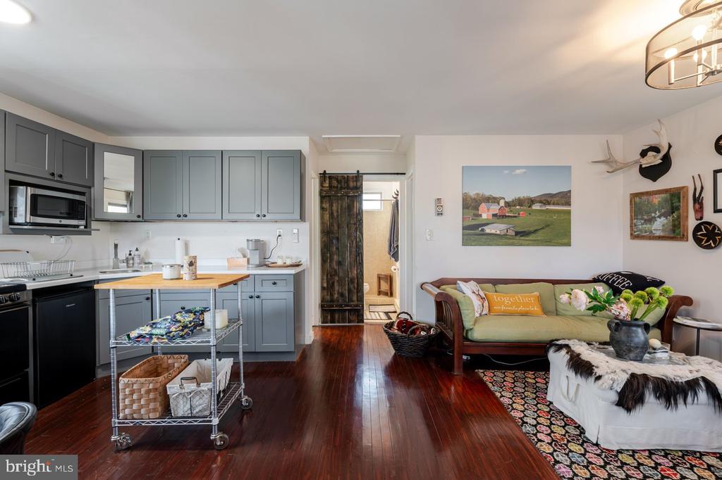 345 WILDWOOD LN, SHENANDOAH, Virginia 22849, 2 Bedrooms Bedrooms, ,1 BathroomBathrooms,Residential,345 WILDWOOD LN,VAPA2006140 MLS # VAPA2006140