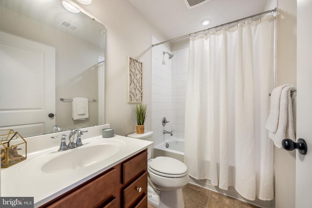 6516 CRITTENDEN LN, SPOTSYLVANIA, Virginia 22553, 3 Bedrooms Bedrooms, ,2 BathroomsBathrooms,Residential,6516 CRITTENDEN LN,VASP2039928 MLS # VASP2039928