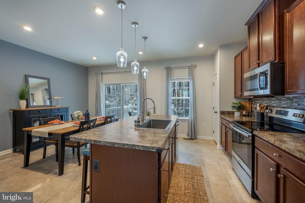 6516 CRITTENDEN LN, SPOTSYLVANIA, Virginia 22553, 3 Bedrooms Bedrooms, ,2 BathroomsBathrooms,Residential,6516 CRITTENDEN LN,VASP2039928 MLS # VASP2039928