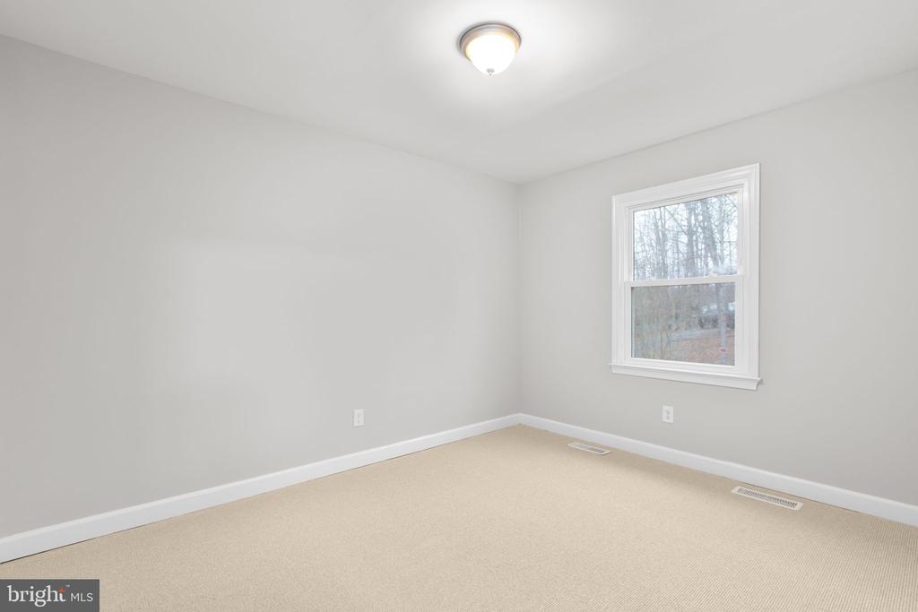 433 ALBANY ST, FREDERICKSBURG, Virginia 22407, 4 Bedrooms Bedrooms, ,3 BathroomsBathrooms,Residential,433 ALBANY ST,VASP2039948 MLS # VASP2039948