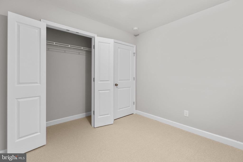 433 ALBANY ST, FREDERICKSBURG, Virginia 22407, 4 Bedrooms Bedrooms, ,3 BathroomsBathrooms,Residential,433 ALBANY ST,VASP2039948 MLS # VASP2039948