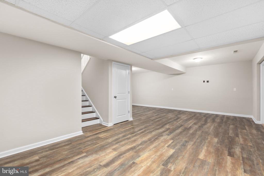 433 ALBANY ST, FREDERICKSBURG, Virginia 22407, 4 Bedrooms Bedrooms, ,3 BathroomsBathrooms,Residential,433 ALBANY ST,VASP2039948 MLS # VASP2039948