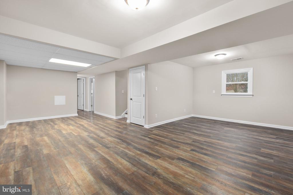 433 ALBANY ST, FREDERICKSBURG, Virginia 22407, 4 Bedrooms Bedrooms, ,3 BathroomsBathrooms,Residential,433 ALBANY ST,VASP2039948 MLS # VASP2039948