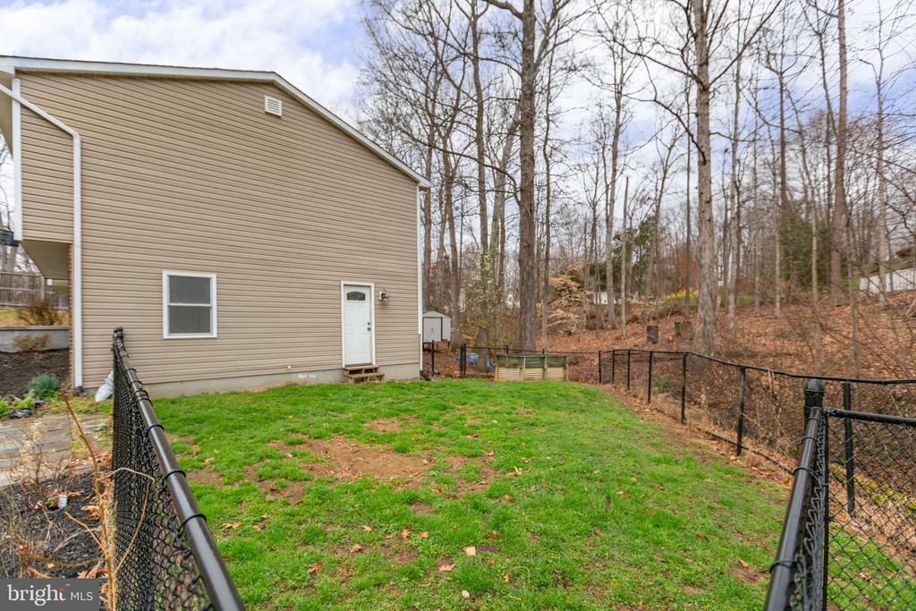 433 ALBANY ST, FREDERICKSBURG, Virginia 22407, 4 Bedrooms Bedrooms, ,3 BathroomsBathrooms,Residential,433 ALBANY ST,VASP2039948 MLS # VASP2039948