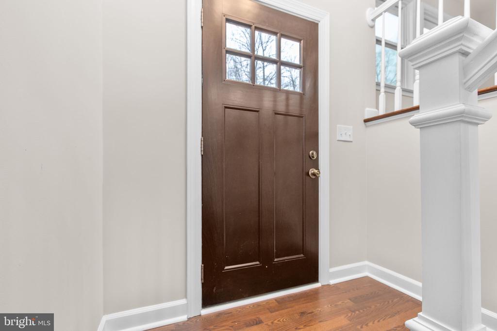 433 ALBANY ST, FREDERICKSBURG, Virginia 22407, 4 Bedrooms Bedrooms, ,3 BathroomsBathrooms,Residential,433 ALBANY ST,VASP2039948 MLS # VASP2039948