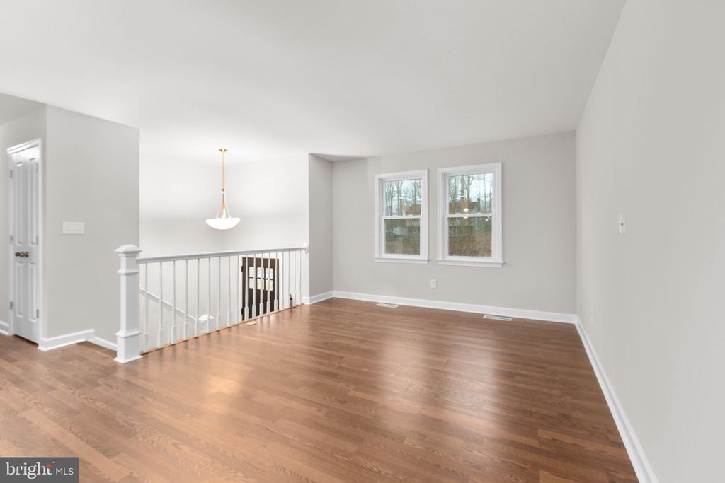 433 ALBANY ST, FREDERICKSBURG, Virginia 22407, 4 Bedrooms Bedrooms, ,3 BathroomsBathrooms,Residential,433 ALBANY ST,VASP2039948 MLS # VASP2039948