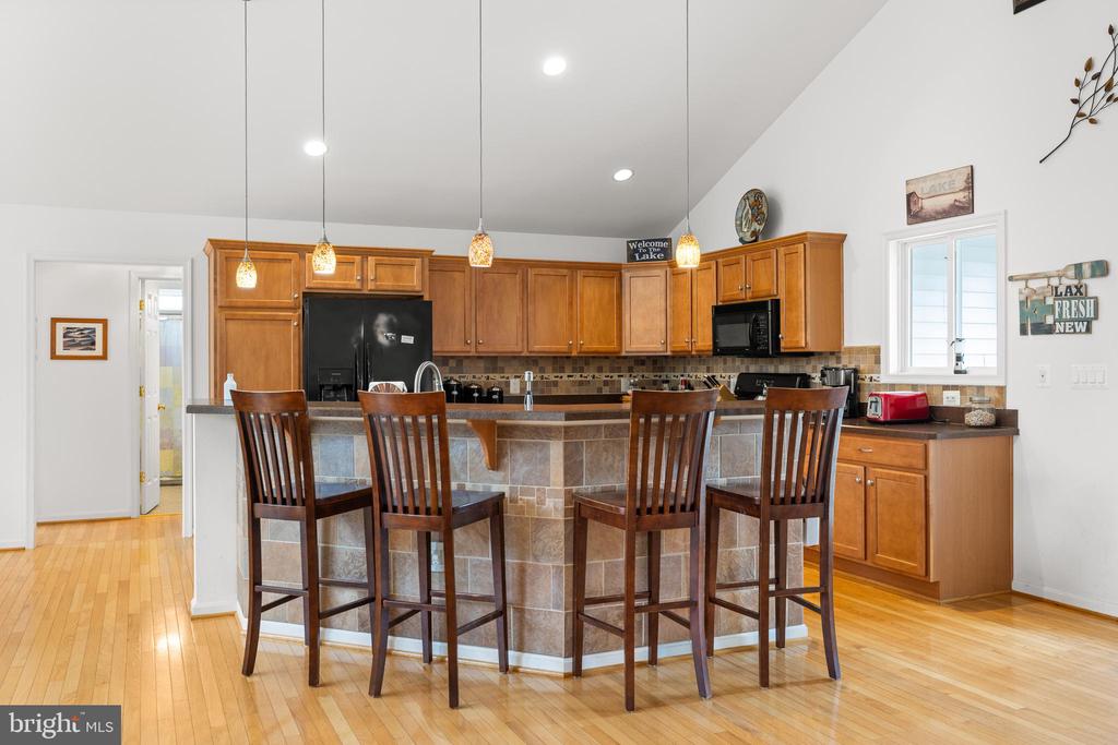 125 LAKE CT., BUMPASS, Virginia 23024, 4 Bedrooms Bedrooms, ,3 BathroomsBathrooms,Residential,125 LAKE CT.,VALA2009454 MLS # VALA2009454 125 LAKE CT., BUMPASS, Virginia 23024, 4 Bedrooms Bedrooms, ,3 BathroomsBathrooms,Residential,125 LAKE CT.,VALA2009454 MLS # VALA2009454