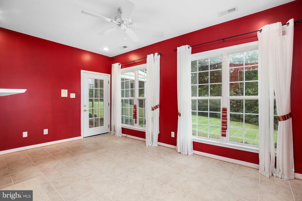 11921 LEGACY WOODS DR, FREDERICKSBURG, Virginia 22407, 3 Bedrooms Bedrooms, ,2 BathroomsBathrooms,Residential,11921 LEGACY WOODS DR,VASP2040018 MLS # VASP2040018