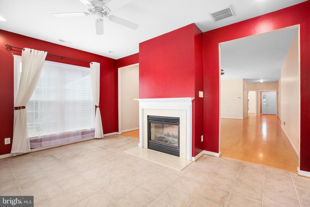 11921 LEGACY WOODS DR, FREDERICKSBURG, Virginia 22407, 3 Bedrooms Bedrooms, ,2 BathroomsBathrooms,Residential,11921 LEGACY WOODS DR,VASP2040018 MLS # VASP2040018