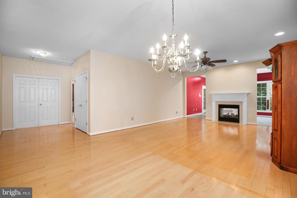 11921 LEGACY WOODS DR, FREDERICKSBURG, Virginia 22407, 3 Bedrooms Bedrooms, ,2 BathroomsBathrooms,Residential,11921 LEGACY WOODS DR,VASP2040018 MLS # VASP2040018