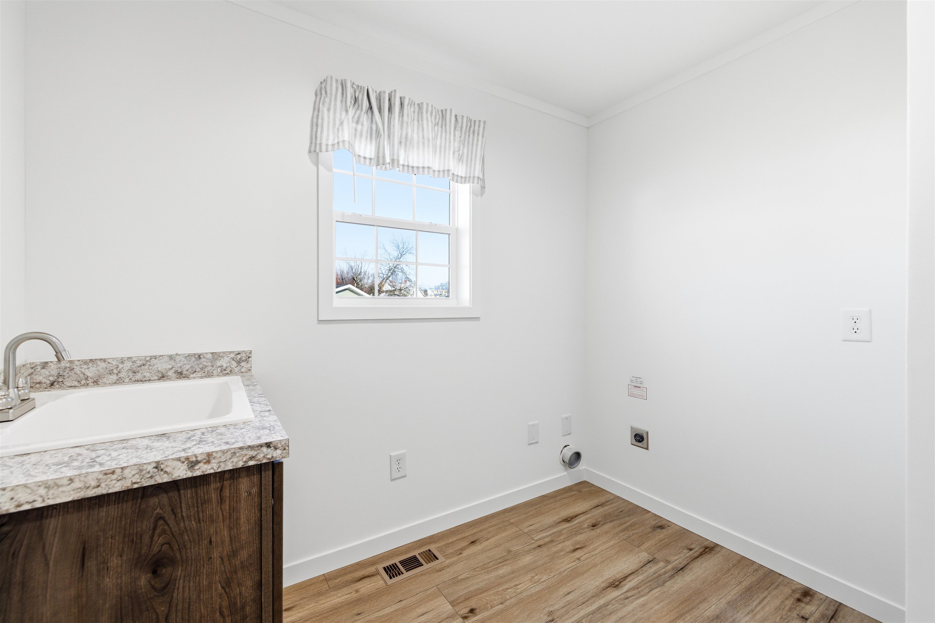 355 PARK RD, STANLEY, Virginia 22851, 3 Bedrooms Bedrooms, ,2 BathroomsBathrooms,Residential,355 PARK RD,671853 MLS # 671853