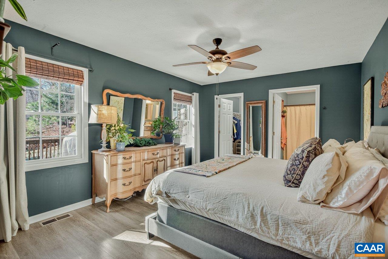 445 KIRBY AVE, WAYNESBORO, Virginia 22980, 3 Bedrooms Bedrooms, ,2 BathroomsBathrooms,Residential,445 Kirby Ave,445 KIRBY AVE,672726 MLS # 672726