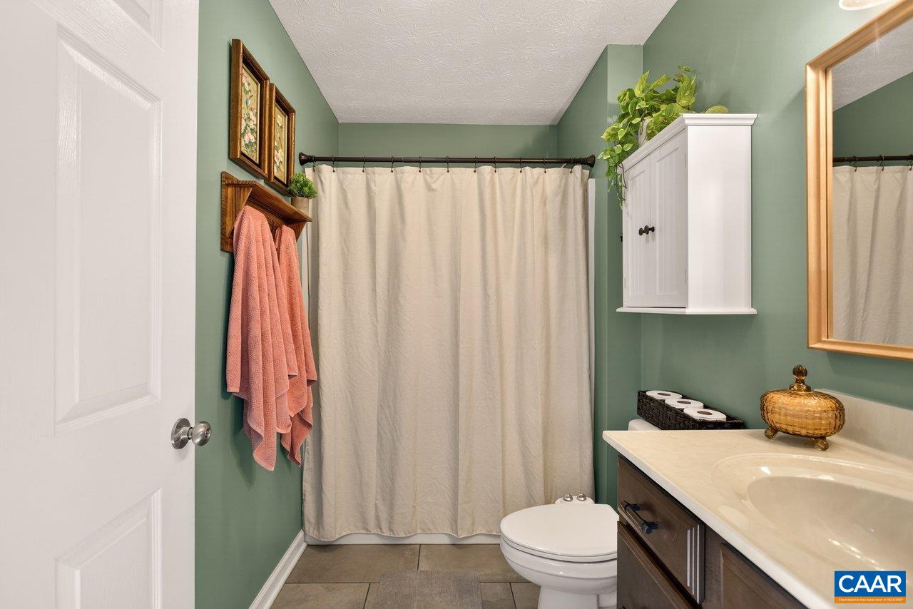 445 KIRBY AVE, WAYNESBORO, Virginia 22980, 3 Bedrooms Bedrooms, ,2 BathroomsBathrooms,Residential,445 Kirby Ave,445 KIRBY AVE,672726 MLS # 672726