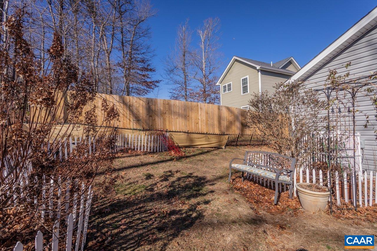 445 KIRBY AVE, WAYNESBORO, Virginia 22980, 3 Bedrooms Bedrooms, ,2 BathroomsBathrooms,Residential,445 Kirby Ave,445 KIRBY AVE,672726 MLS # 672726