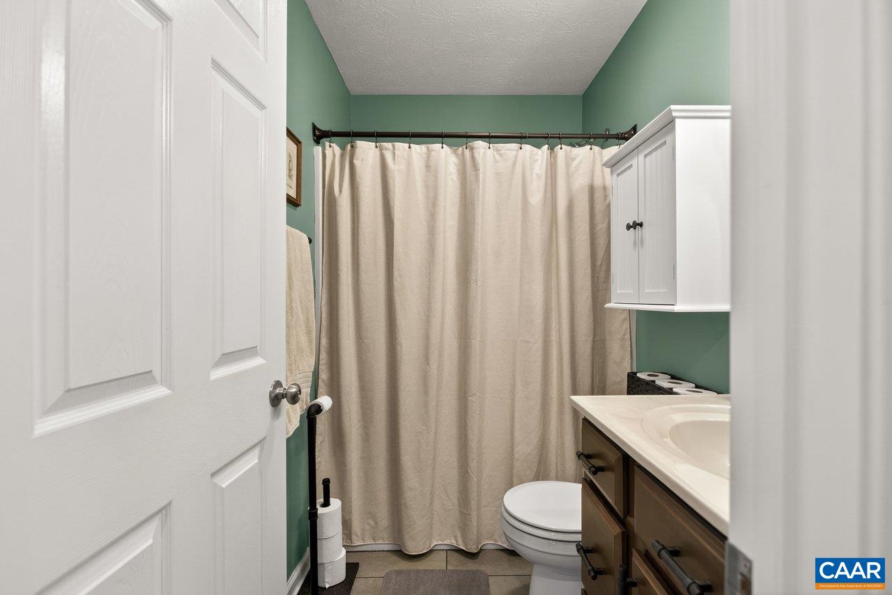 445 KIRBY AVE, WAYNESBORO, Virginia 22980, 3 Bedrooms Bedrooms, ,2 BathroomsBathrooms,Residential,445 Kirby Ave,445 KIRBY AVE,672726 MLS # 672726