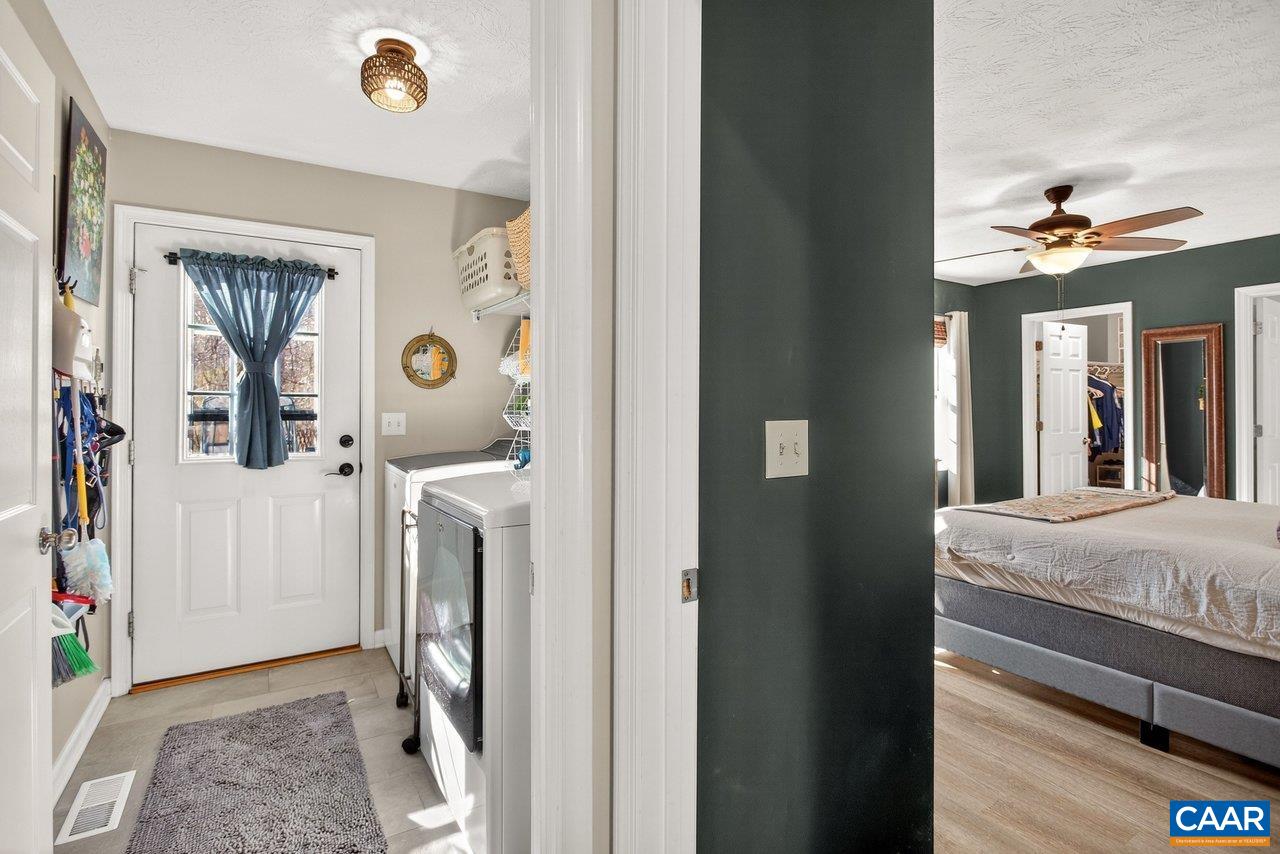 445 KIRBY AVE, WAYNESBORO, Virginia 22980, 3 Bedrooms Bedrooms, ,2 BathroomsBathrooms,Residential,445 Kirby Ave,445 KIRBY AVE,672726 MLS # 672726