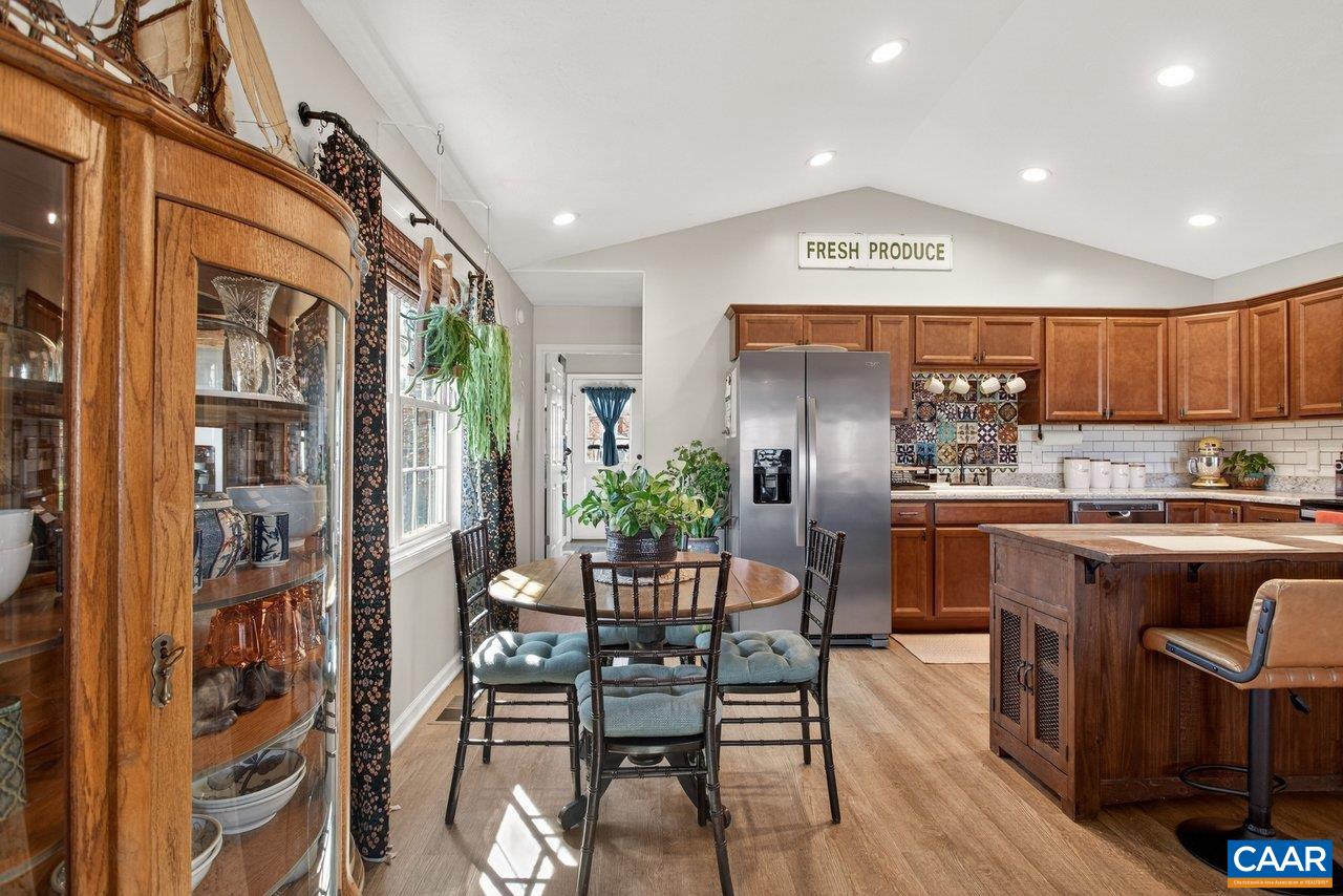 445 KIRBY AVE, WAYNESBORO, Virginia 22980, 3 Bedrooms Bedrooms, ,2 BathroomsBathrooms,Residential,445 Kirby Ave,445 KIRBY AVE,672726 MLS # 672726