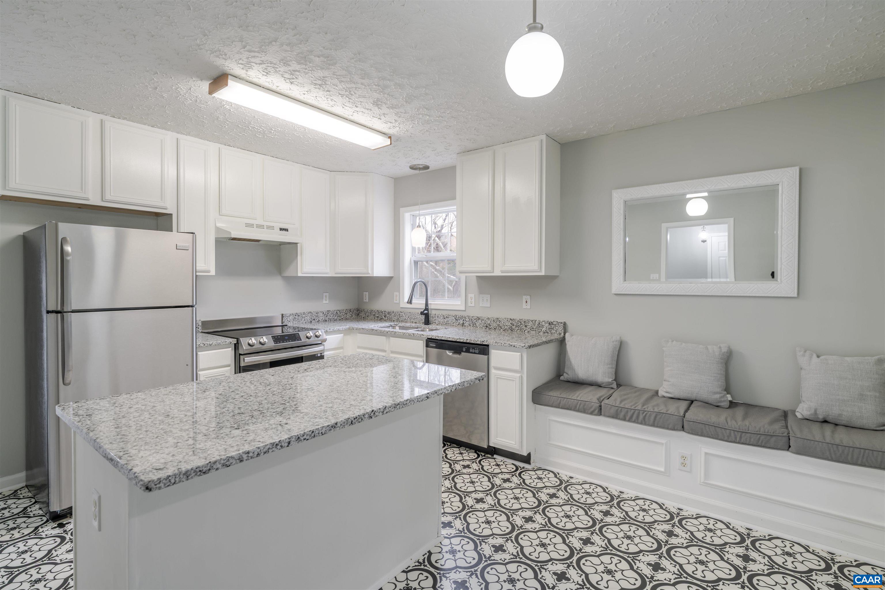 5860 BEARWOOD RD, CROZET, Virginia 22932, 3 Bedrooms Bedrooms, ,2 BathroomsBathrooms,Residential,5860 BEARWOOD RD,674277 MLS # 674277