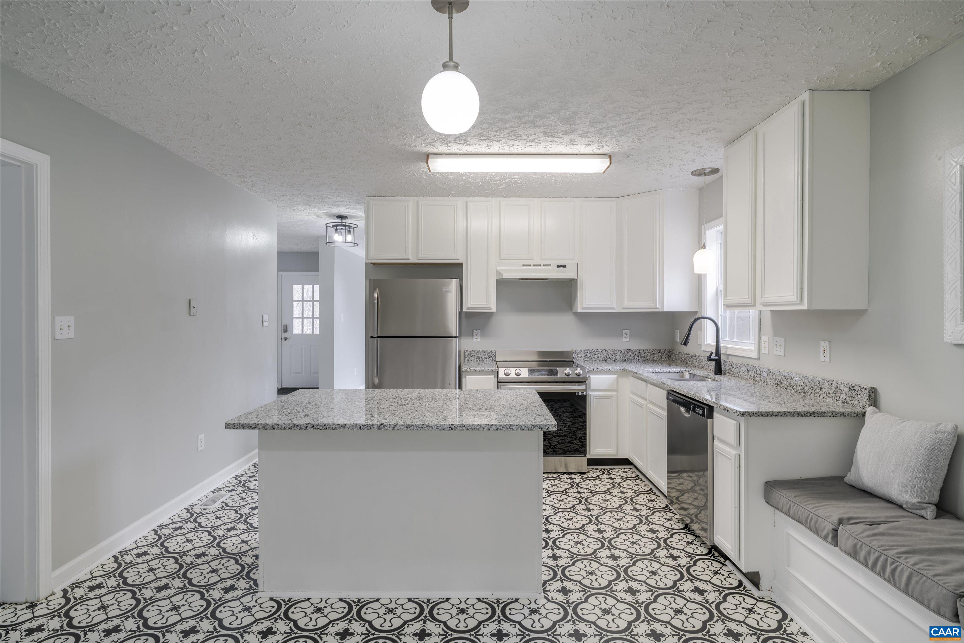 5860 BEARWOOD RD, CROZET, Virginia 22932, 3 Bedrooms Bedrooms, ,2 BathroomsBathrooms,Residential,5860 BEARWOOD RD,674277 MLS # 674277