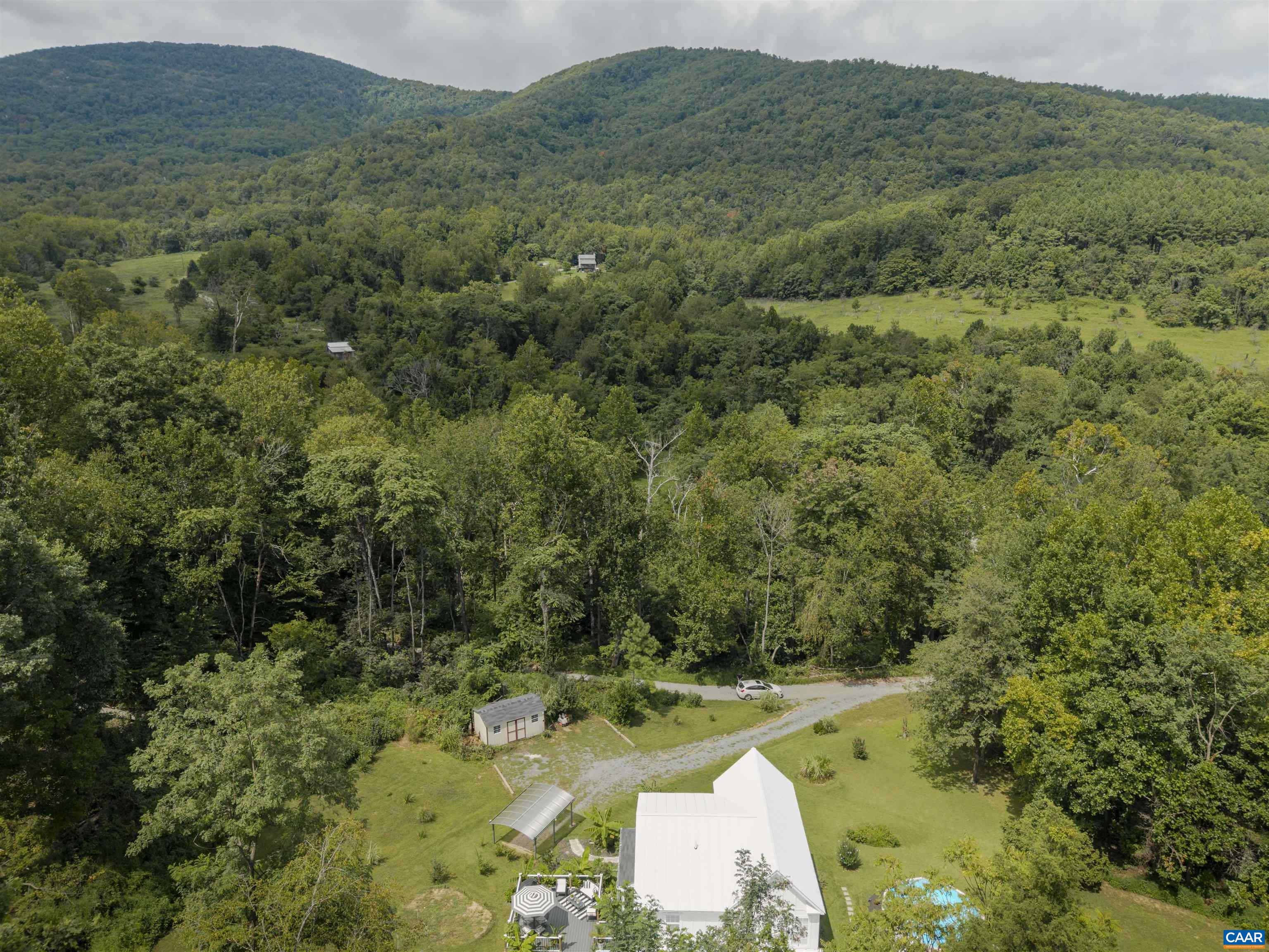 5860 BEARWOOD RD, CROZET, Virginia 22932, 3 Bedrooms Bedrooms, ,2 BathroomsBathrooms,Residential,5860 BEARWOOD RD,674277 MLS # 674277