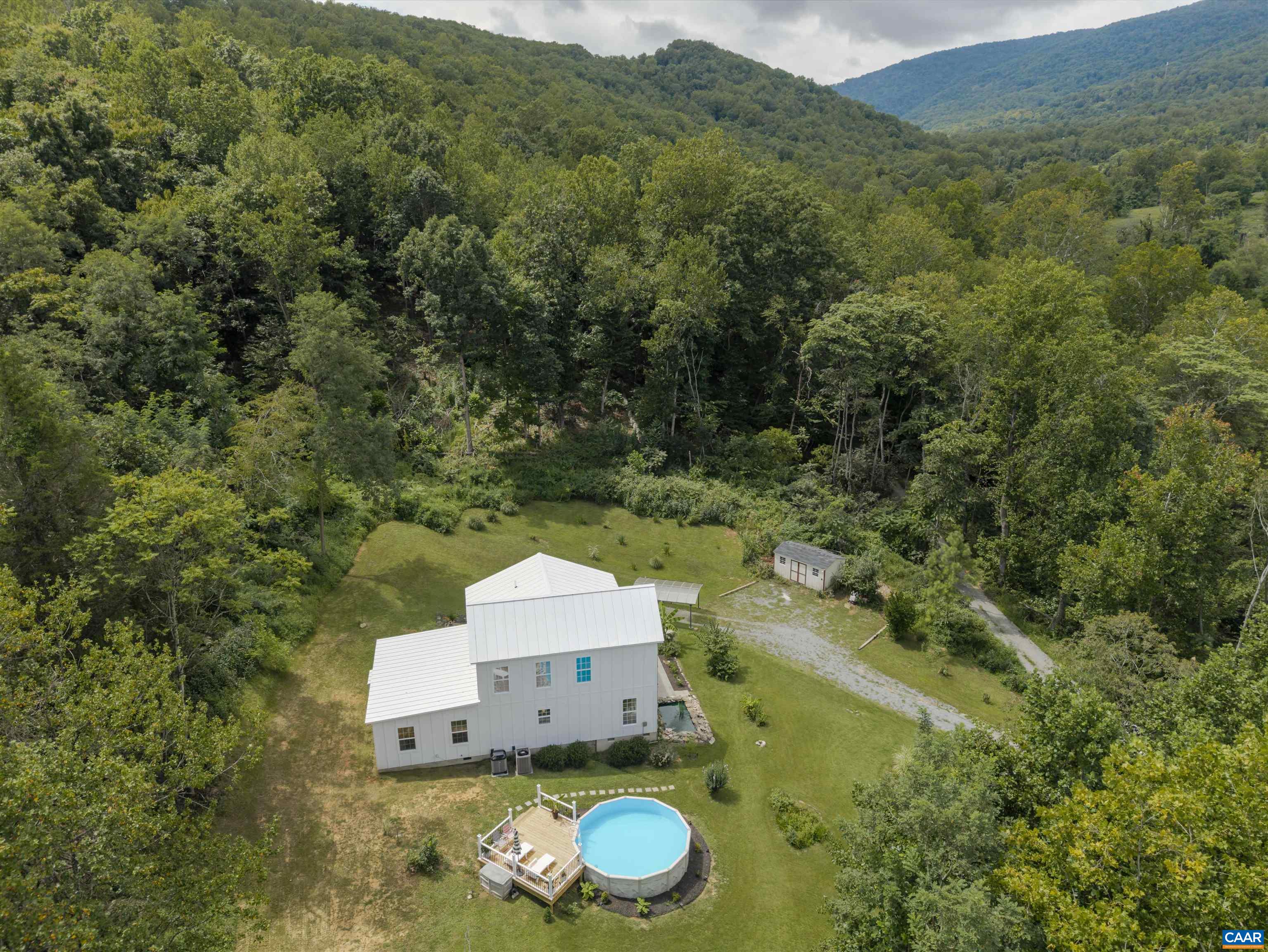 5860 BEARWOOD RD, CROZET, Virginia 22932, 3 Bedrooms Bedrooms, ,2 BathroomsBathrooms,Residential,5860 BEARWOOD RD,674277 MLS # 674277