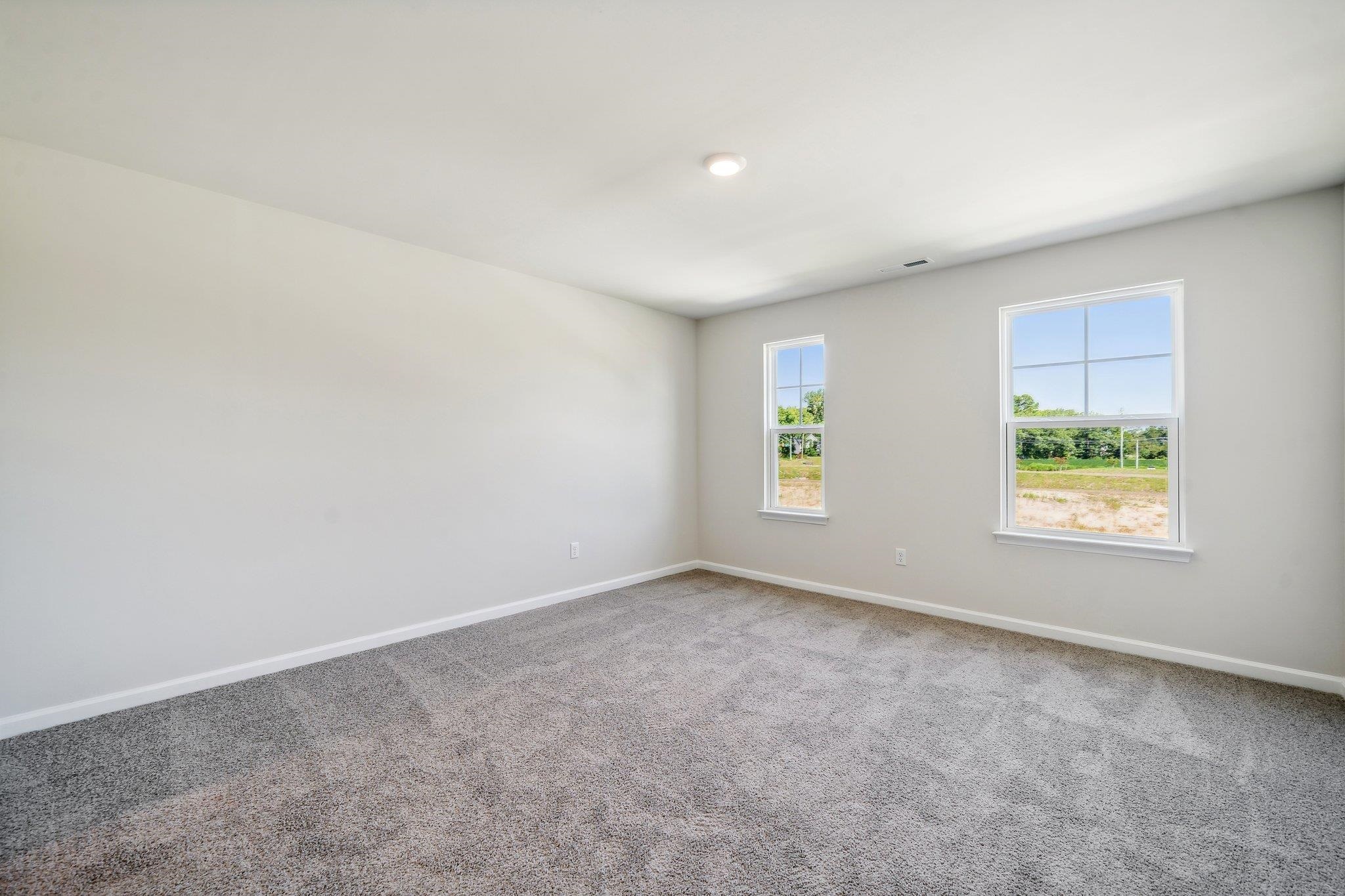 80 WHISPERING OAKS DR, STAUNTON, Virginia 24401, 4 Bedrooms Bedrooms, ,2 BathroomsBathrooms,Residential,80 WHISPERING OAKS DR,674317 MLS # 674317