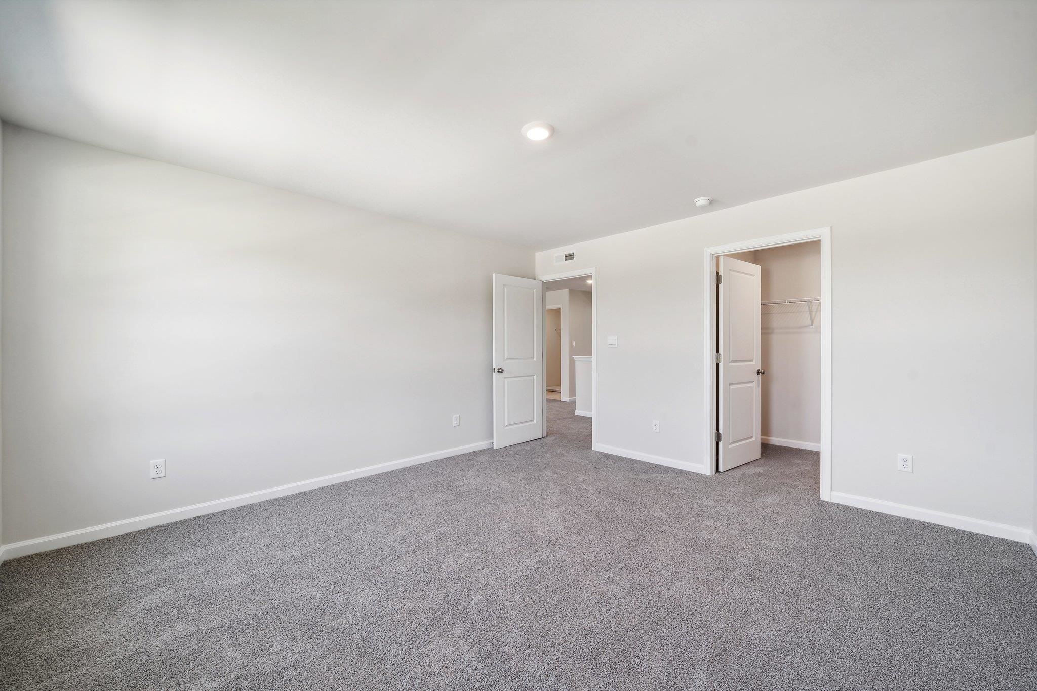 80 WHISPERING OAKS DR, STAUNTON, Virginia 24401, 4 Bedrooms Bedrooms, ,2 BathroomsBathrooms,Residential,80 WHISPERING OAKS DR,674317 MLS # 674317