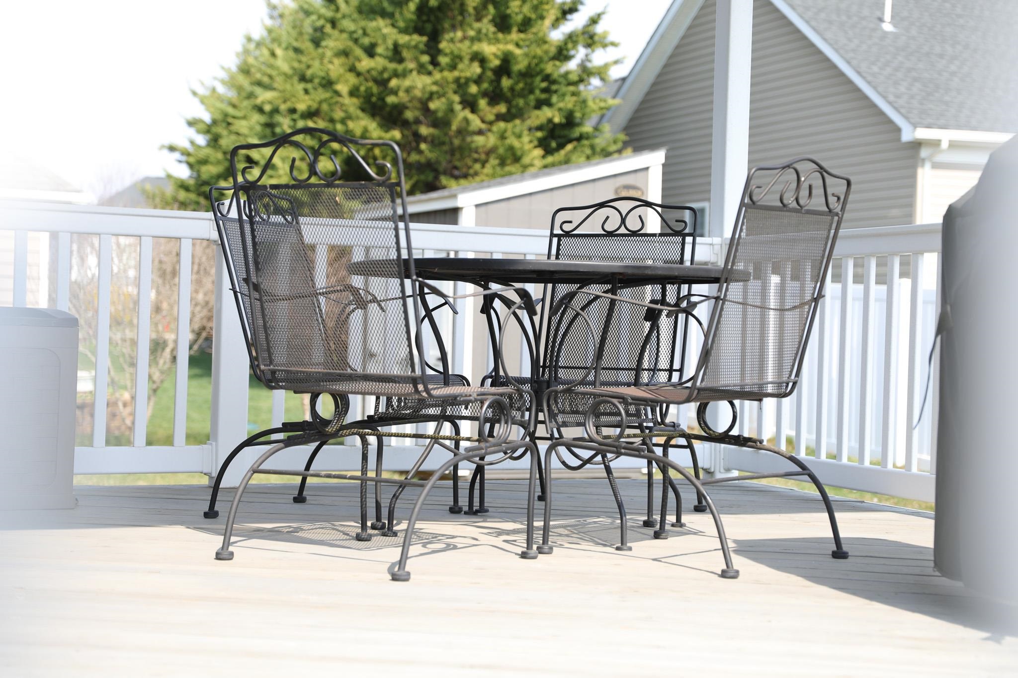 145 PAIGE ST, WAYNESBORO, Virginia 22980, 3 Bedrooms Bedrooms, ,2 BathroomsBathrooms,Residential,145 PAIGE ST,674319 MLS # 674319