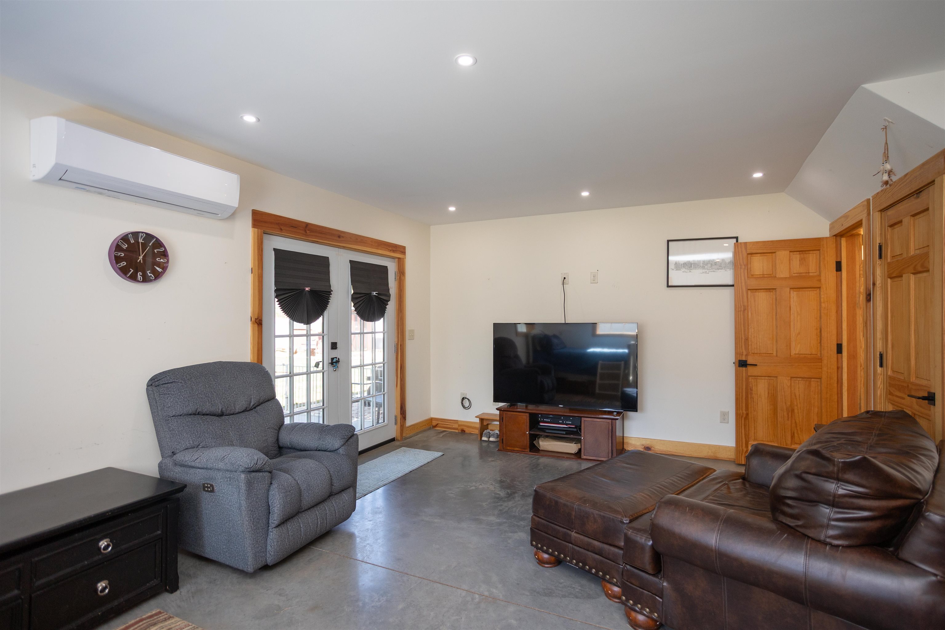 2935 JUNIPER CT, ROCKINGHAM, Virginia 22801, 3 Bedrooms Bedrooms, ,3 BathroomsBathrooms,Residential,2935 JUNIPER CT,674324 MLS # 674324