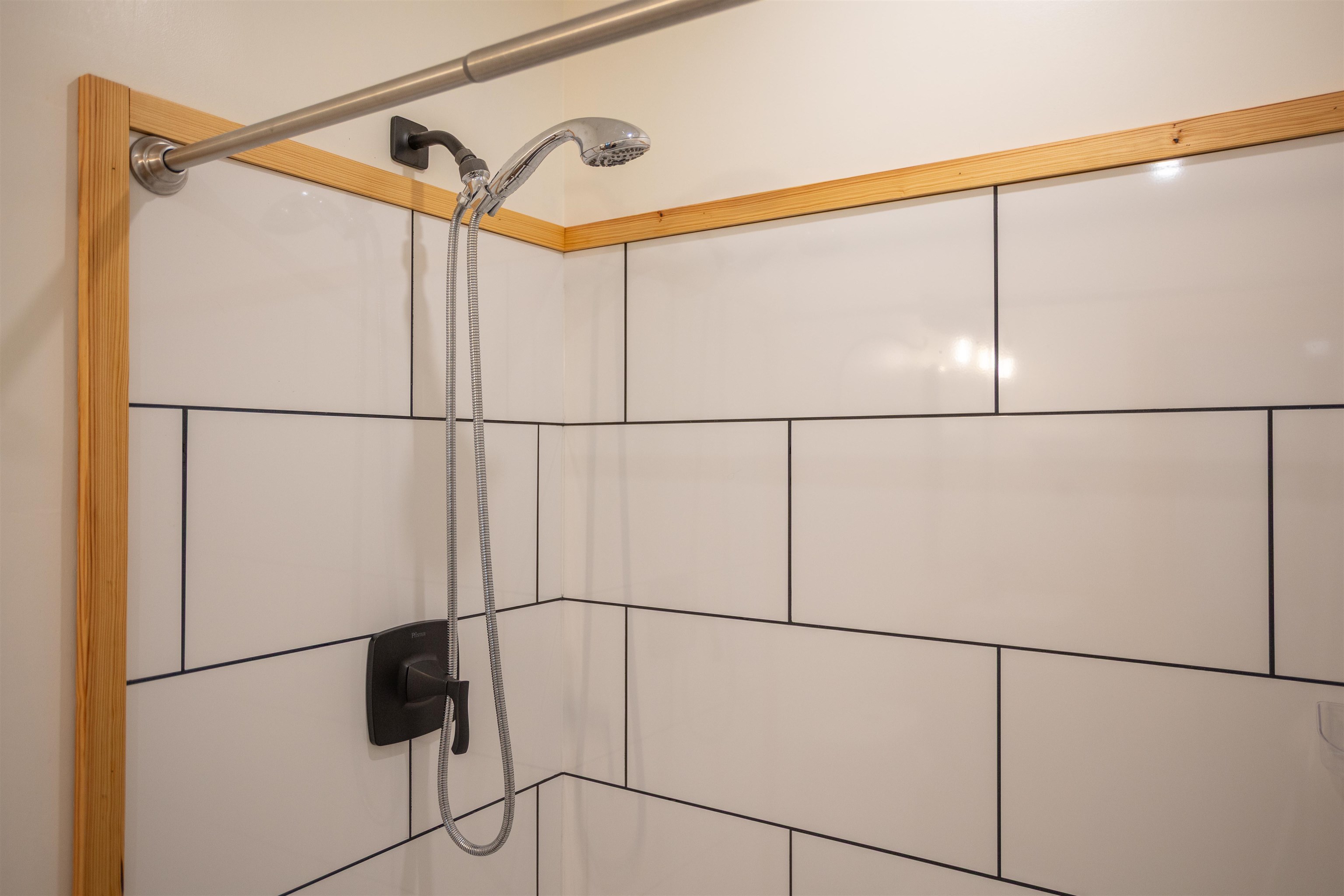 2935 JUNIPER CT, ROCKINGHAM, Virginia 22801, 3 Bedrooms Bedrooms, ,3 BathroomsBathrooms,Residential,2935 JUNIPER CT,674324 MLS # 674324