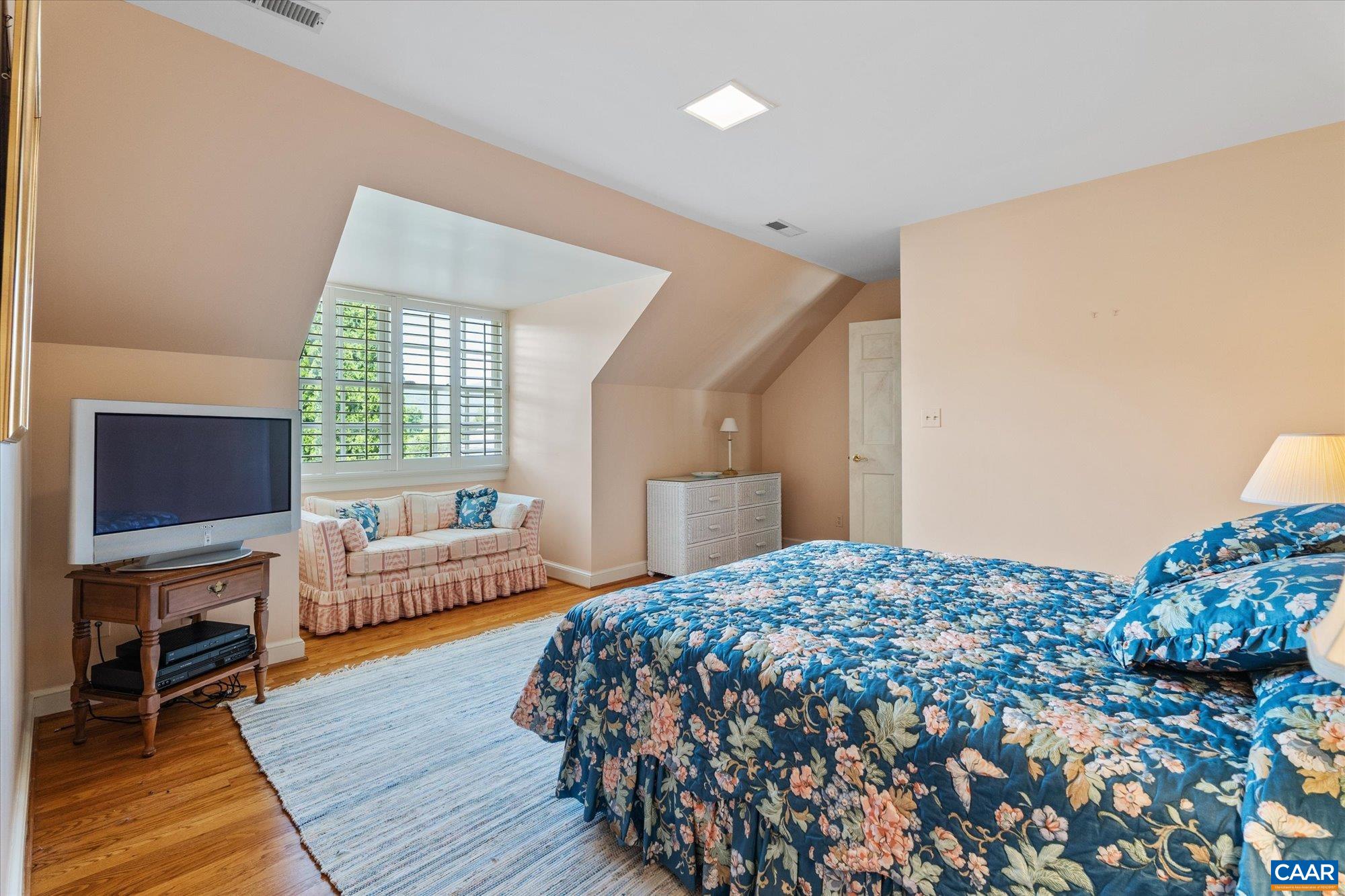 5190 SUGAR RIDGE RD, CROZET, Virginia 22932, 5 Bedrooms Bedrooms, ,4 BathroomsBathrooms,Residential,WHITE HALL ESTATE,5190 SUGAR RIDGE RD,674329 MLS # 674329