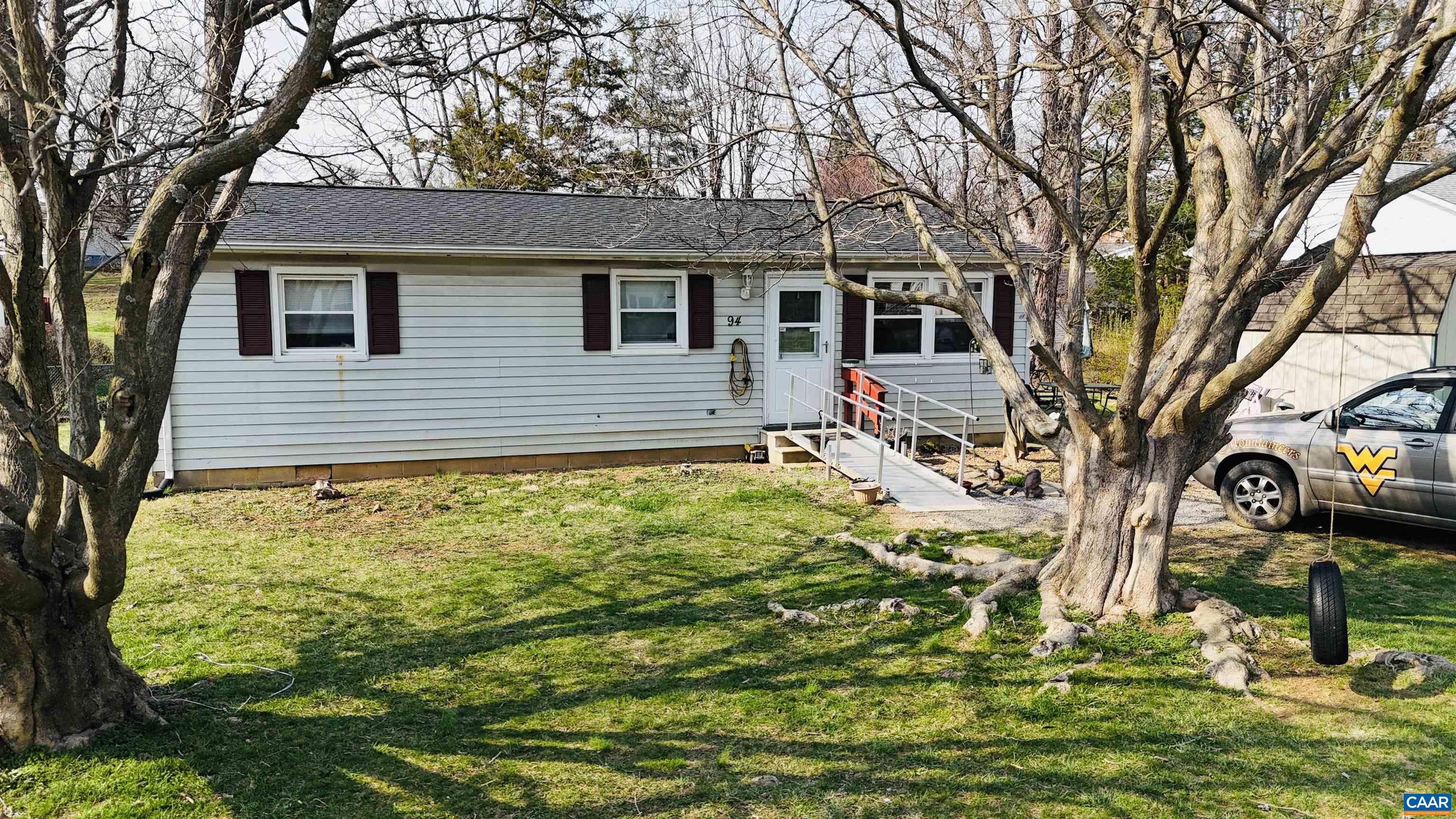 94 LOCUST ST, VERONA, Virginia 24482, 3 Bedrooms Bedrooms, ,1 BathroomBathrooms,Residential,94 LOCUST ST,674330 MLS # 674330